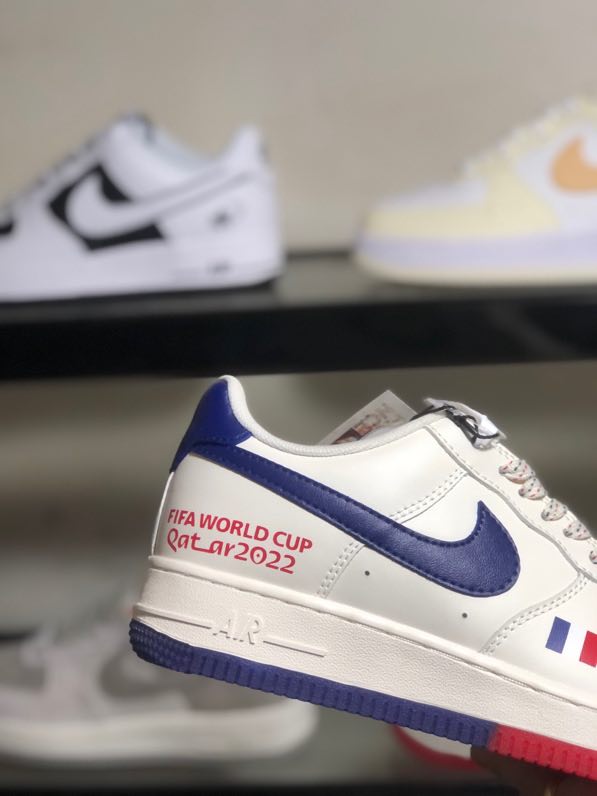 Кросівки  Air Force 1 07 Low Red Blue France Limited фото 8