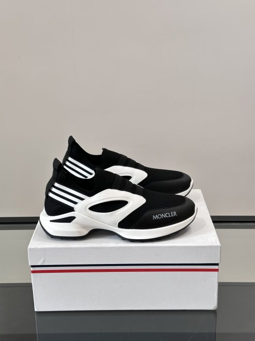 Кроссовки мужские