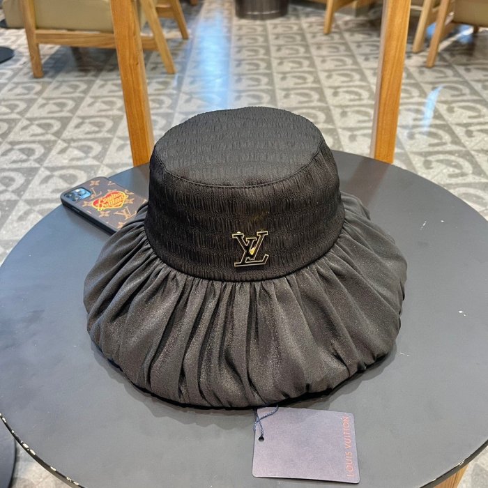 Hat women's