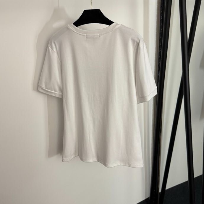 Костюм женский фото 9