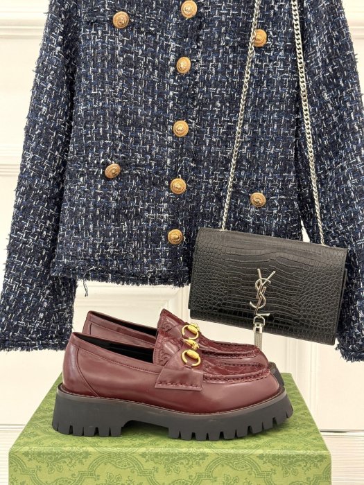 Туфли женские