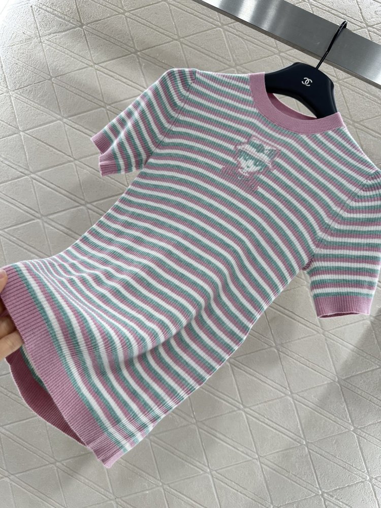 Футболка жіноча фото 7