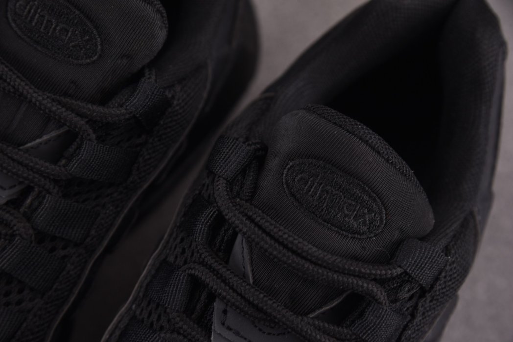 Sneakers Air Max 95 Recraft Triple Black фото 9