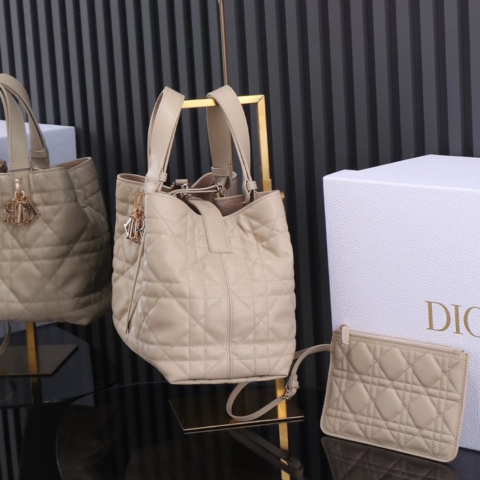 Сумка жіноча Dior Toujours 28.5 см фото 3