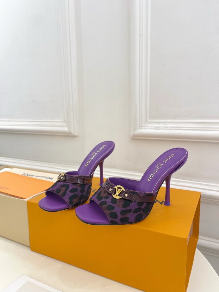 Босоножки фото 3