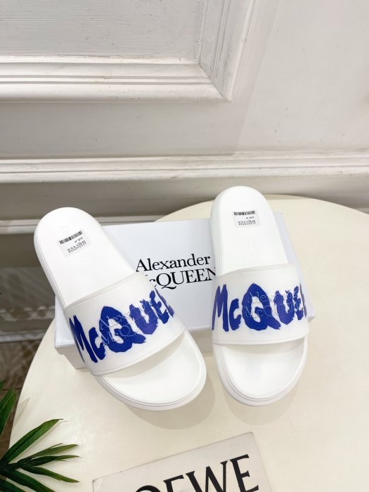 Шльопанці жіночі фото 2