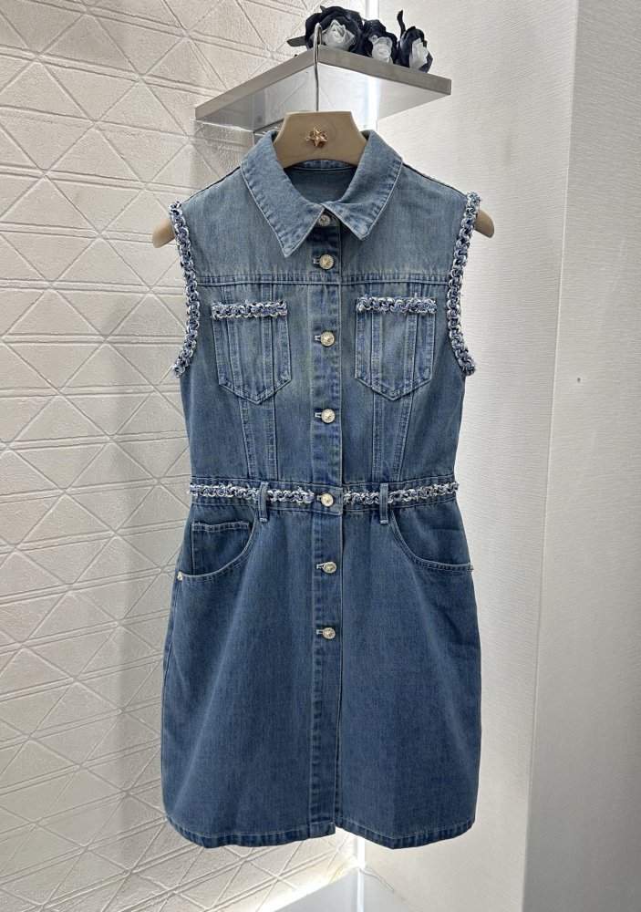 Джинсовое платье