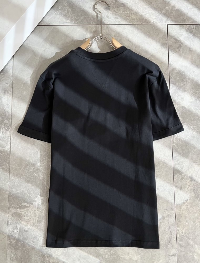 Футболка чоловіча фото 3