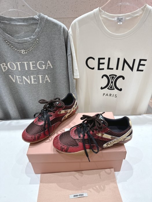 Кроссовки фото 3