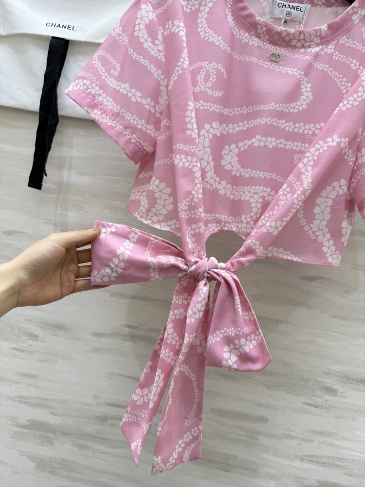 Футболка жіноча фото 5