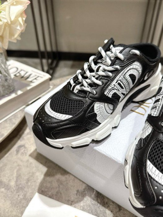 Sneakers Dior Chrono фото 3