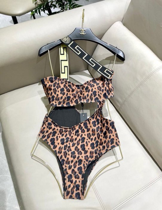 Swimsuit фото 8