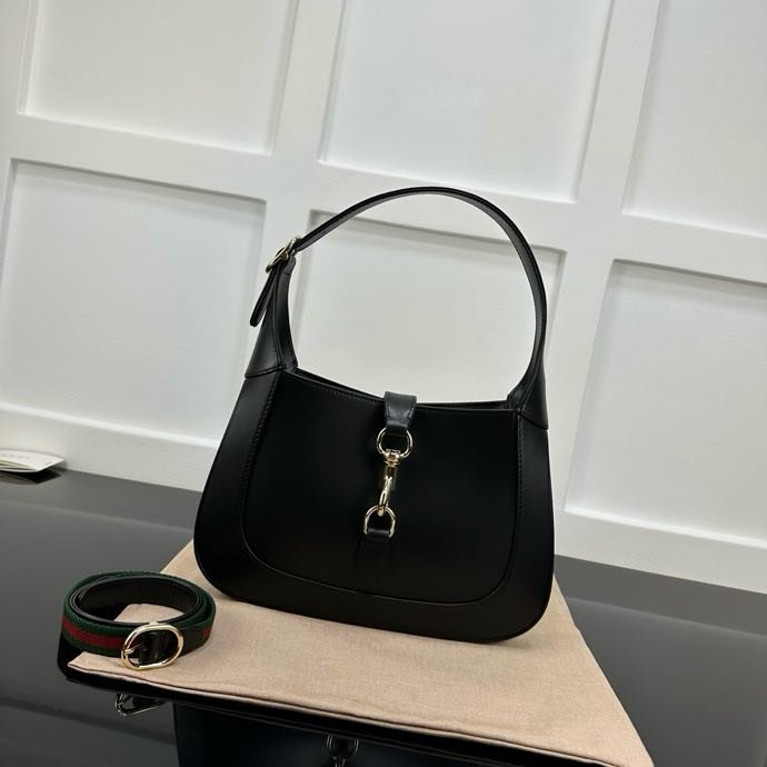 A bag Gucci Jackie 27 cm