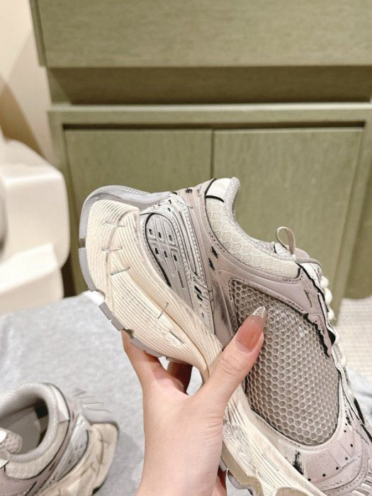 Кроссовки Balenciaga 3XL Runner фото 8