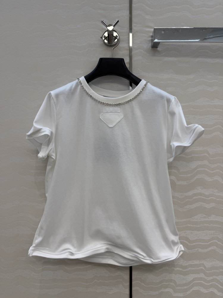 Фуиболка women's