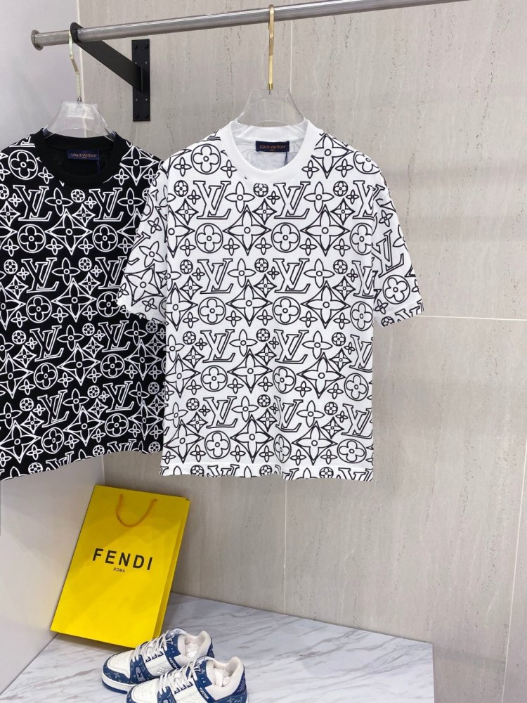 Футболка чоловіча