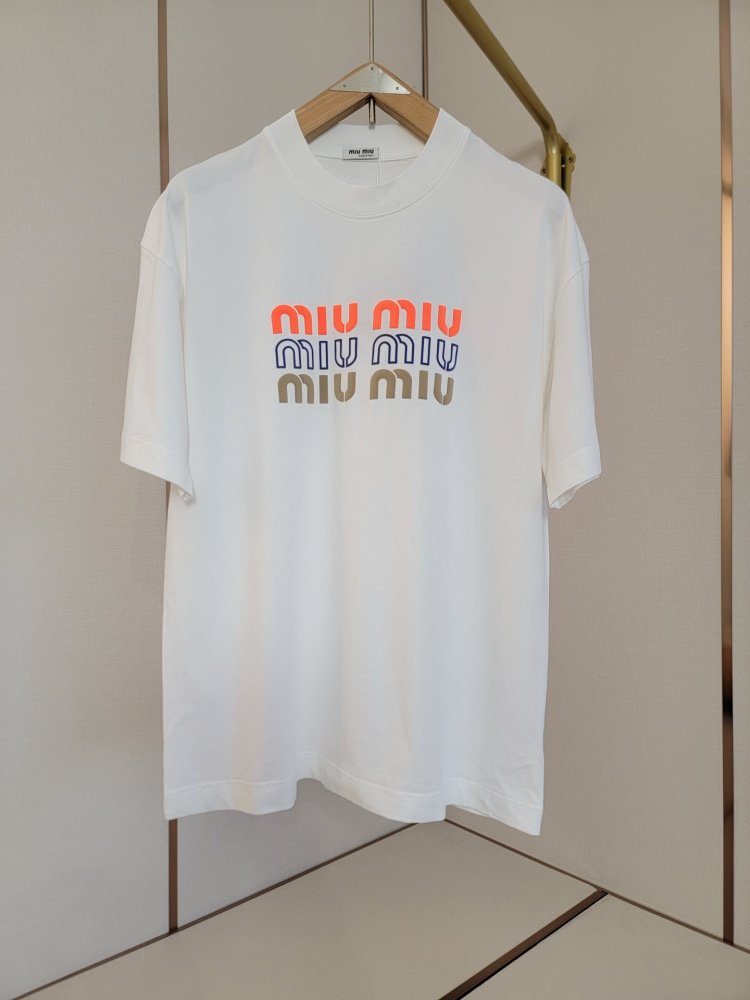 Футболка чоловіча