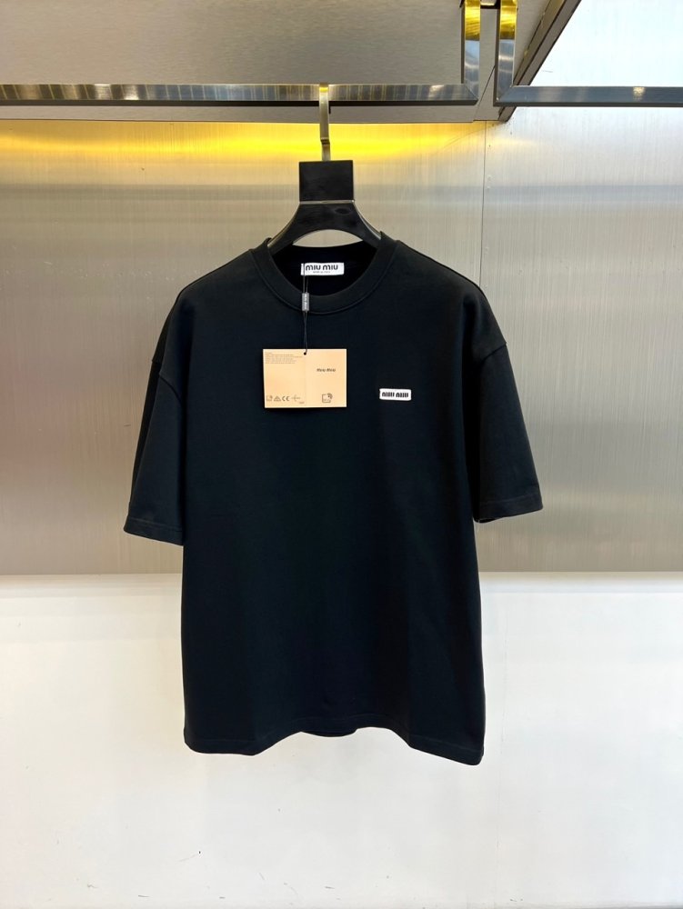 Футболка чоловіча