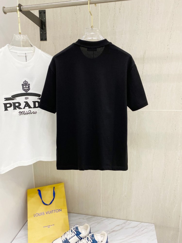 T-shirt men's фото 2