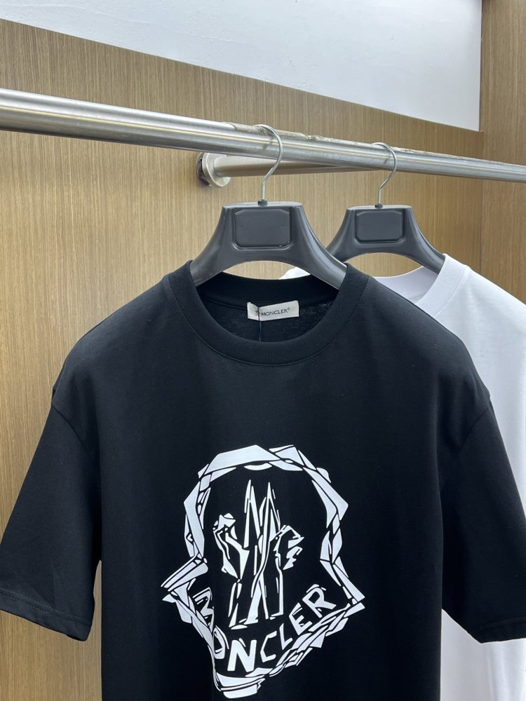 T-shirt men's фото 2