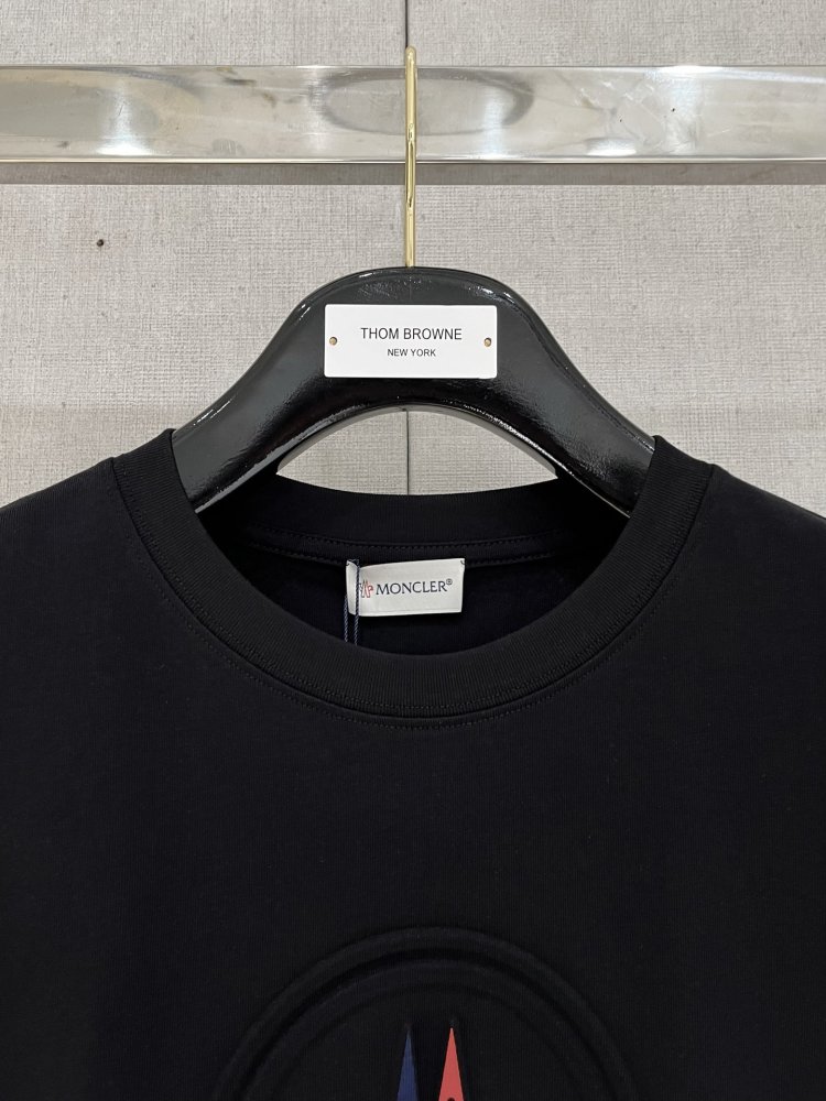 T-shirt men's фото 2