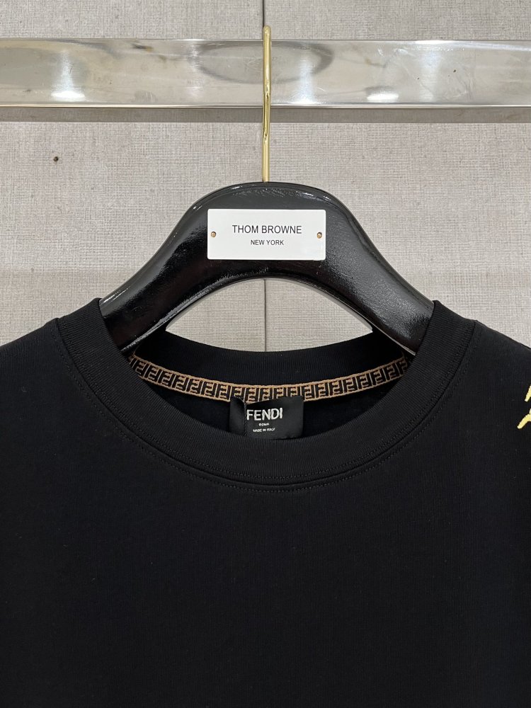 T-shirt men's фото 2