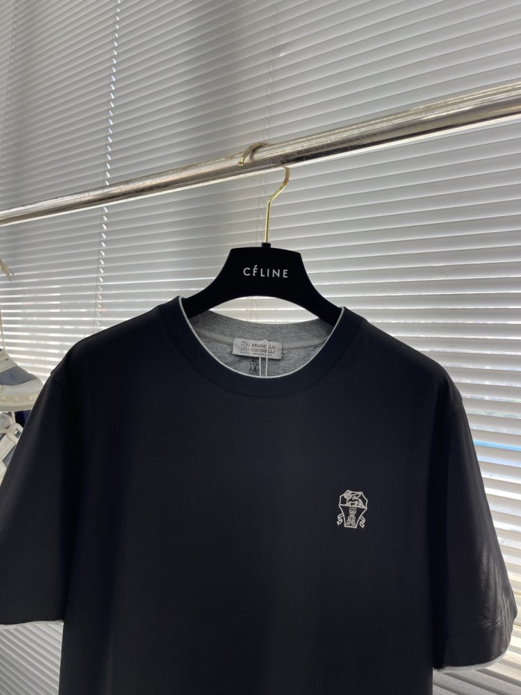 T-shirt men's фото 2