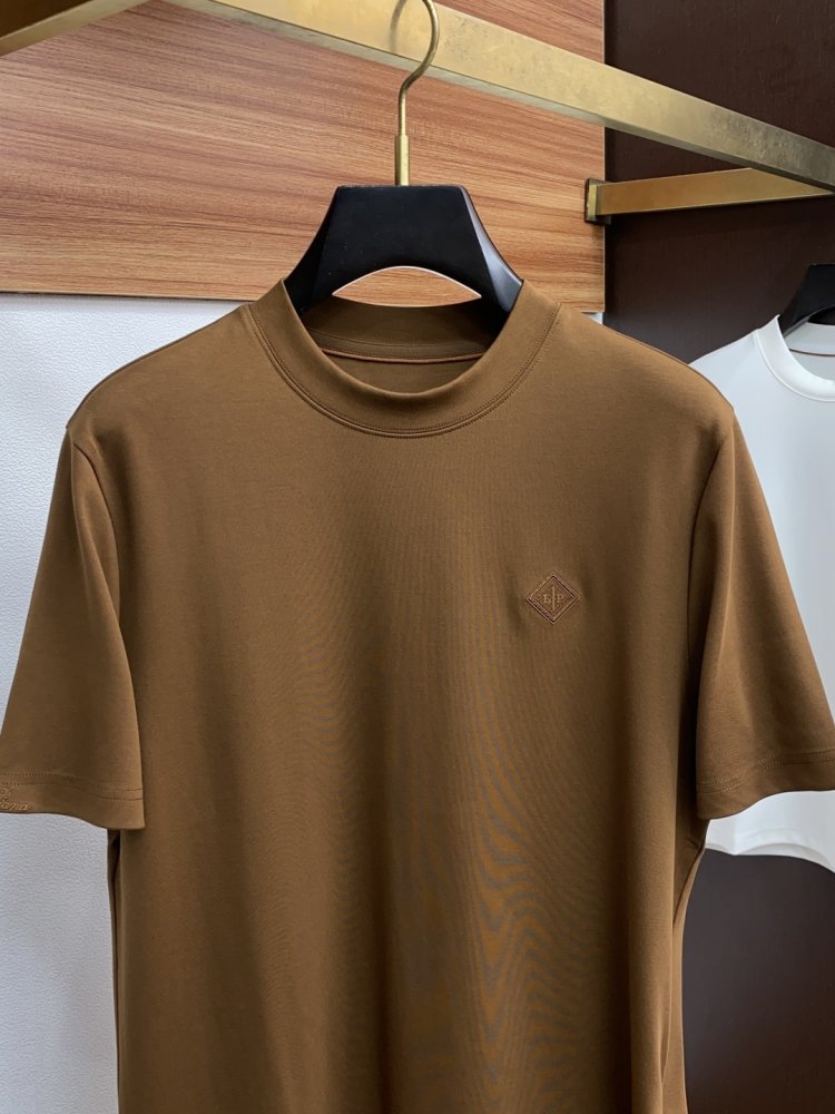 T-shirt men's фото 2