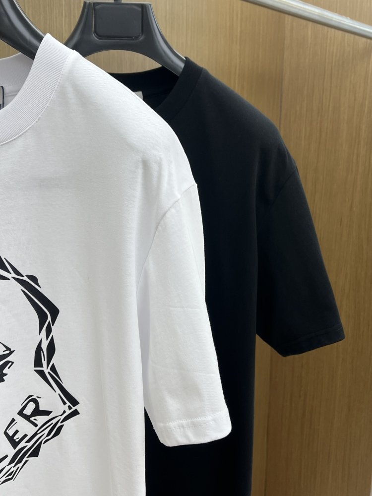 T-shirt men's фото 3