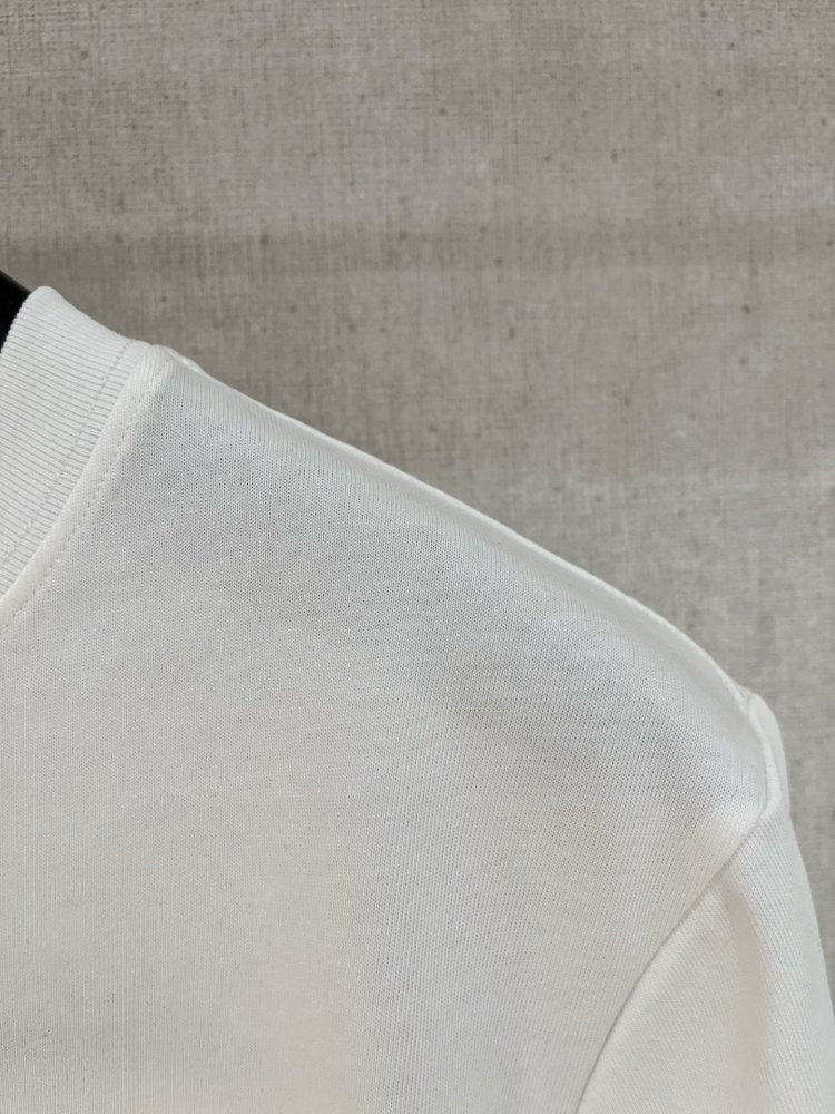 T-shirt men's фото 3