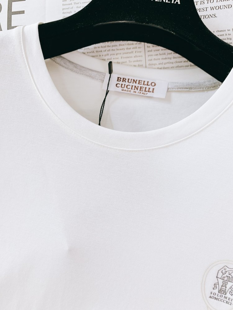 T-shirt men's фото 3