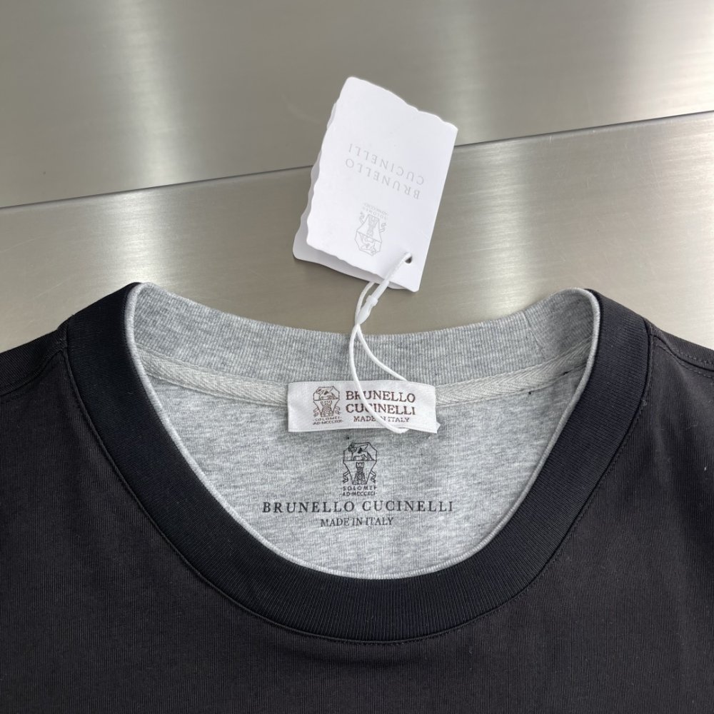 T-shirt men's фото 3