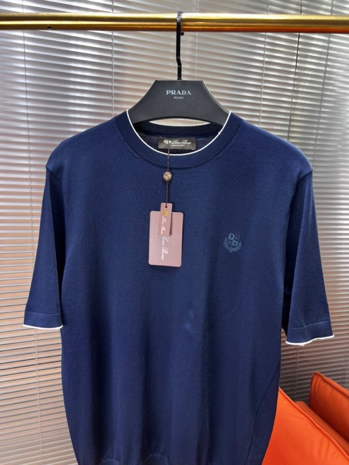 T-shirt men's фото 3