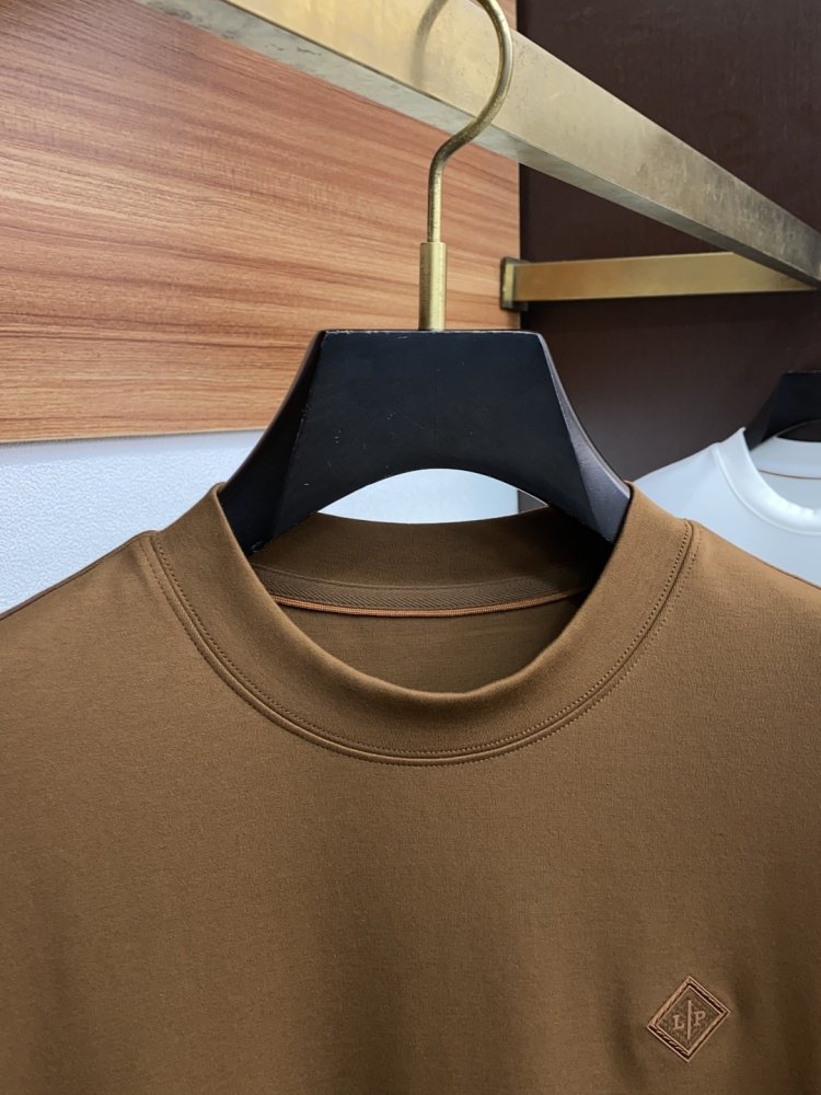 T-shirt men's фото 3