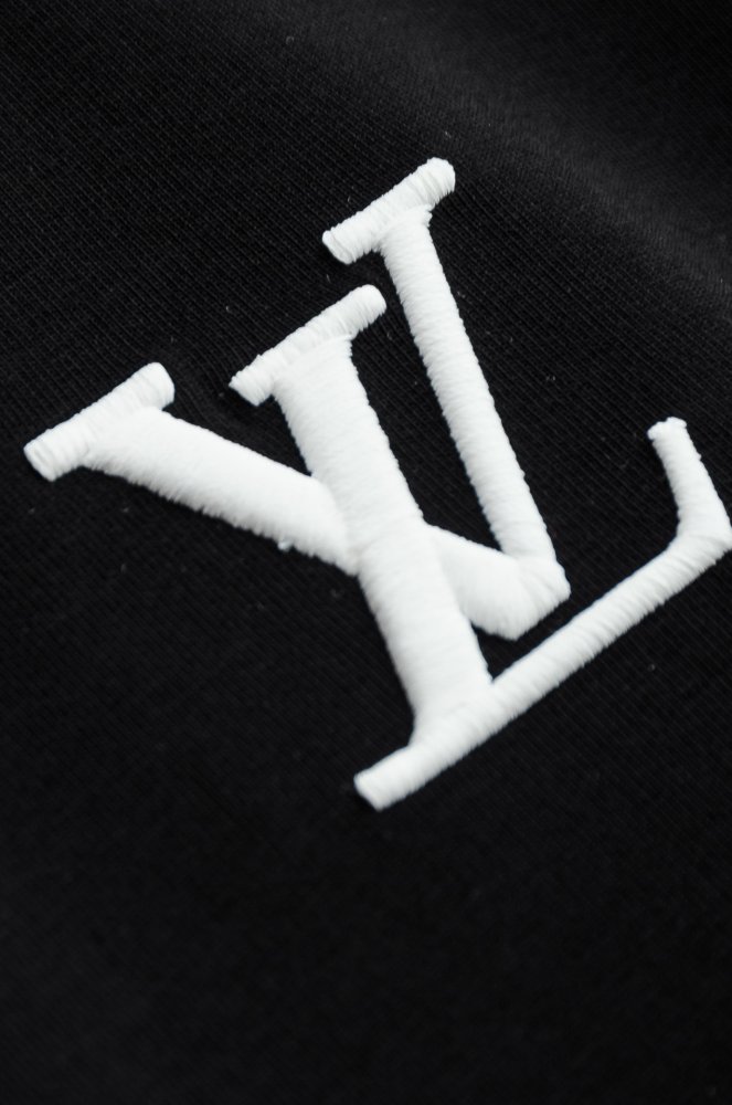 T-shirt men's фото 3