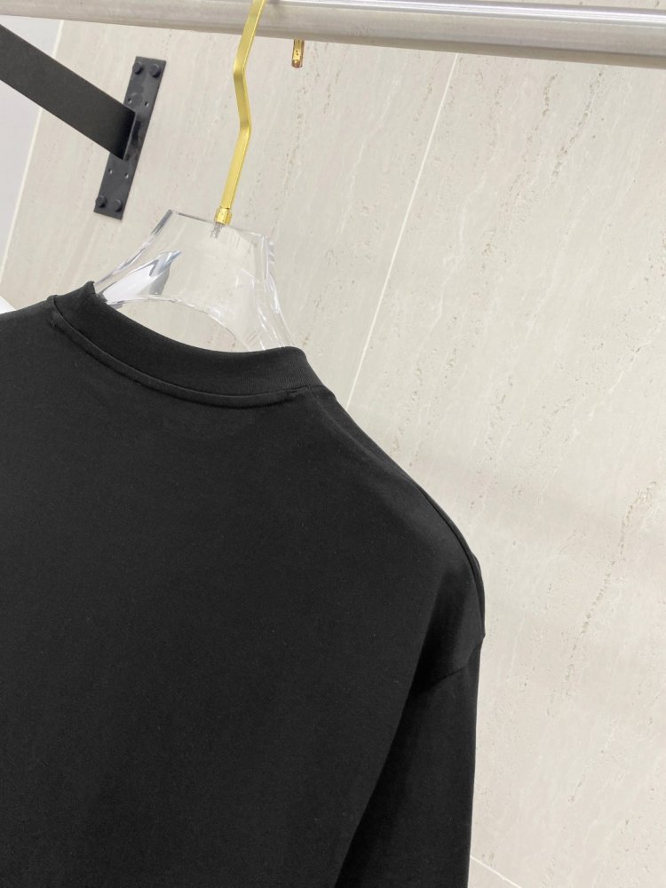 T-shirt men's фото 4