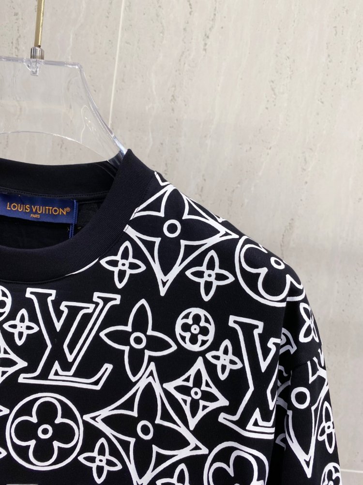 T-shirt men's фото 4