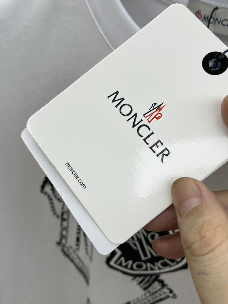 T-shirt men's фото 4