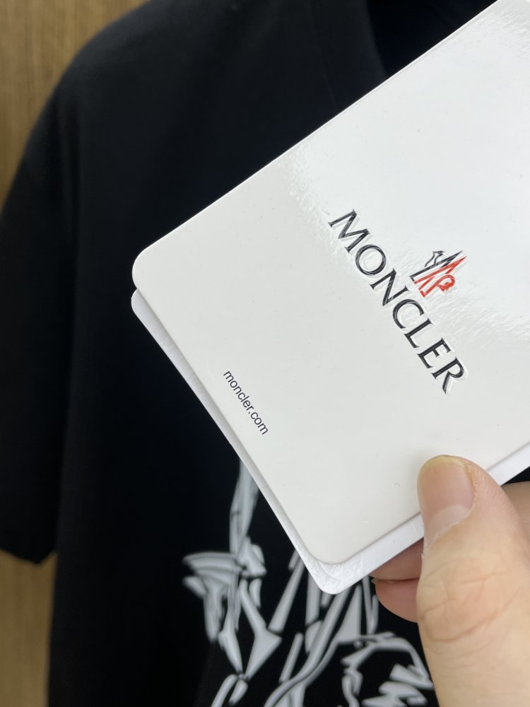 T-shirt men's фото 4