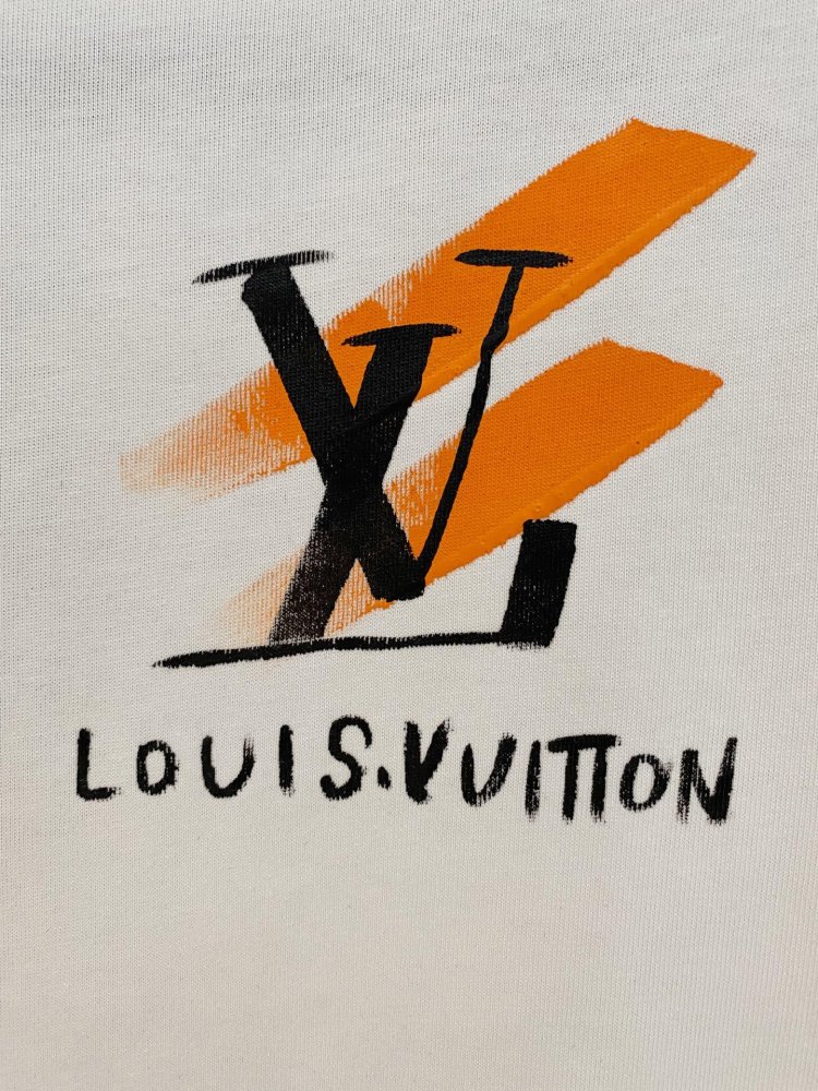 T-shirt men's фото 4