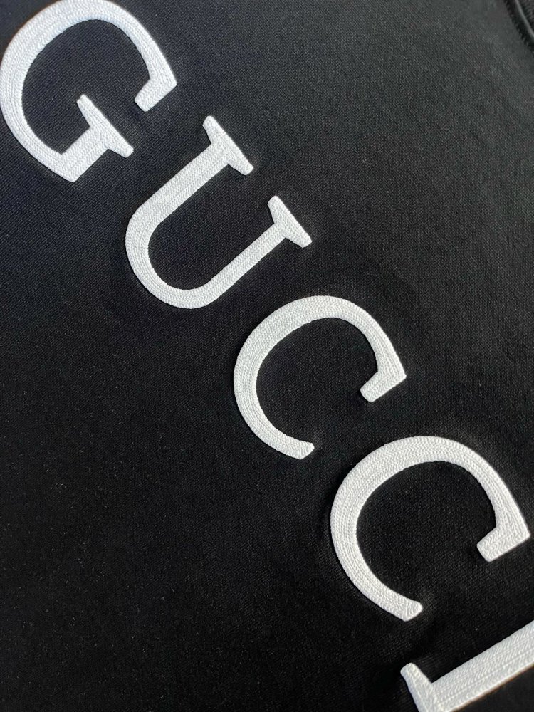 T-shirt men's фото 4