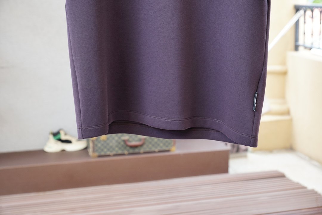 T-shirt men's фото 4