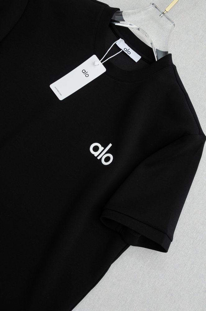 T-shirt men's фото 4