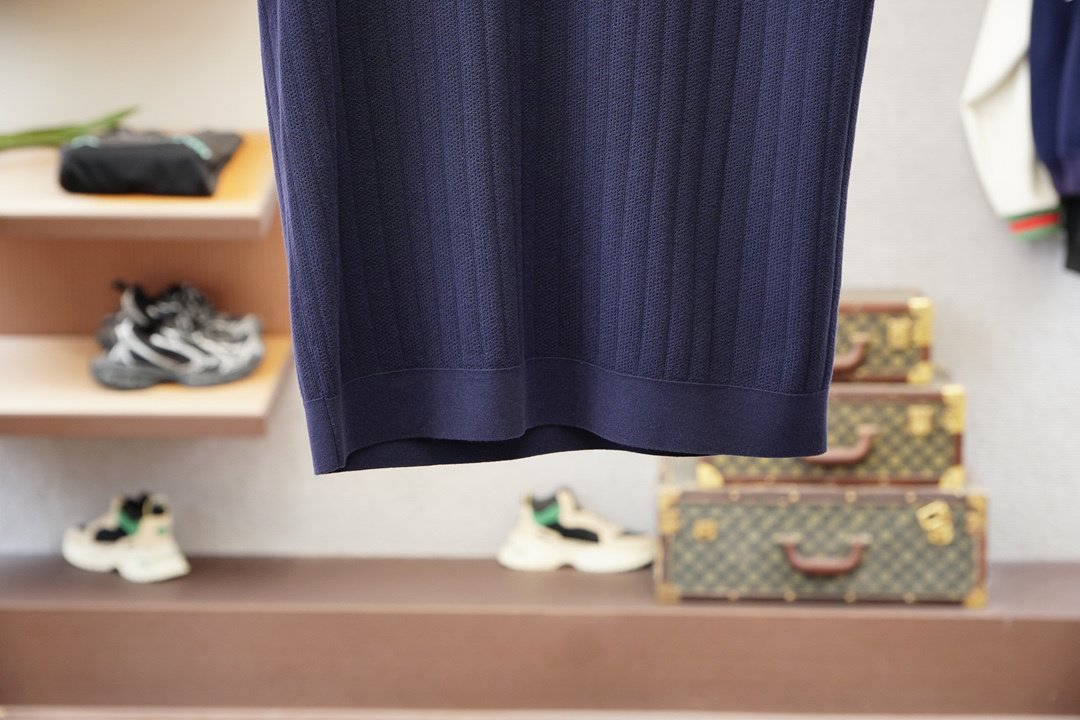 T-shirt men's фото 5