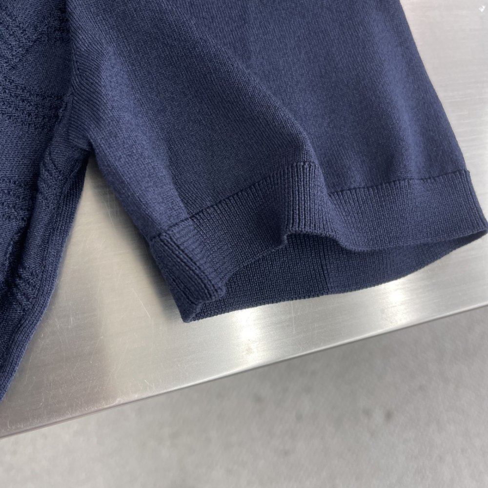 T-shirt men's фото 6