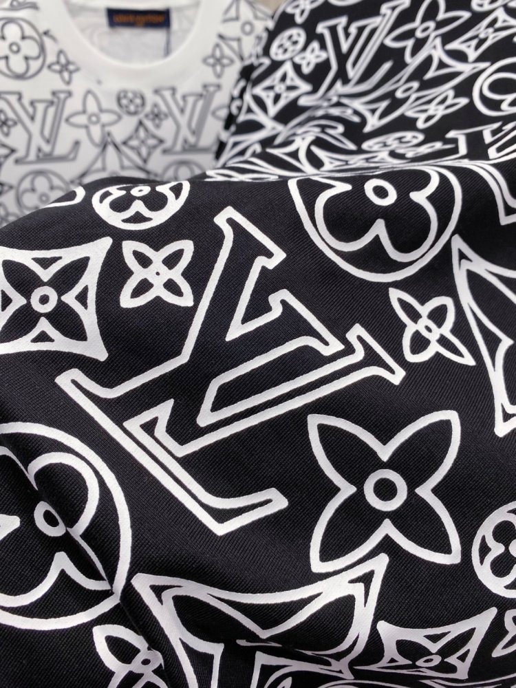 T-shirt men's фото 8