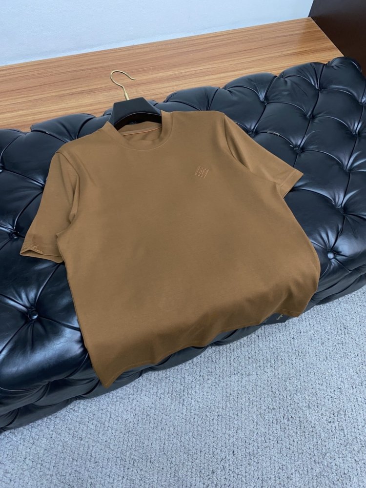 T-shirt men's фото 8