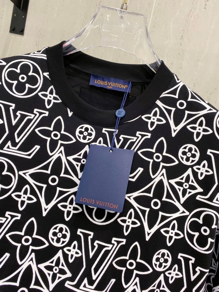 T-shirt men's фото 9