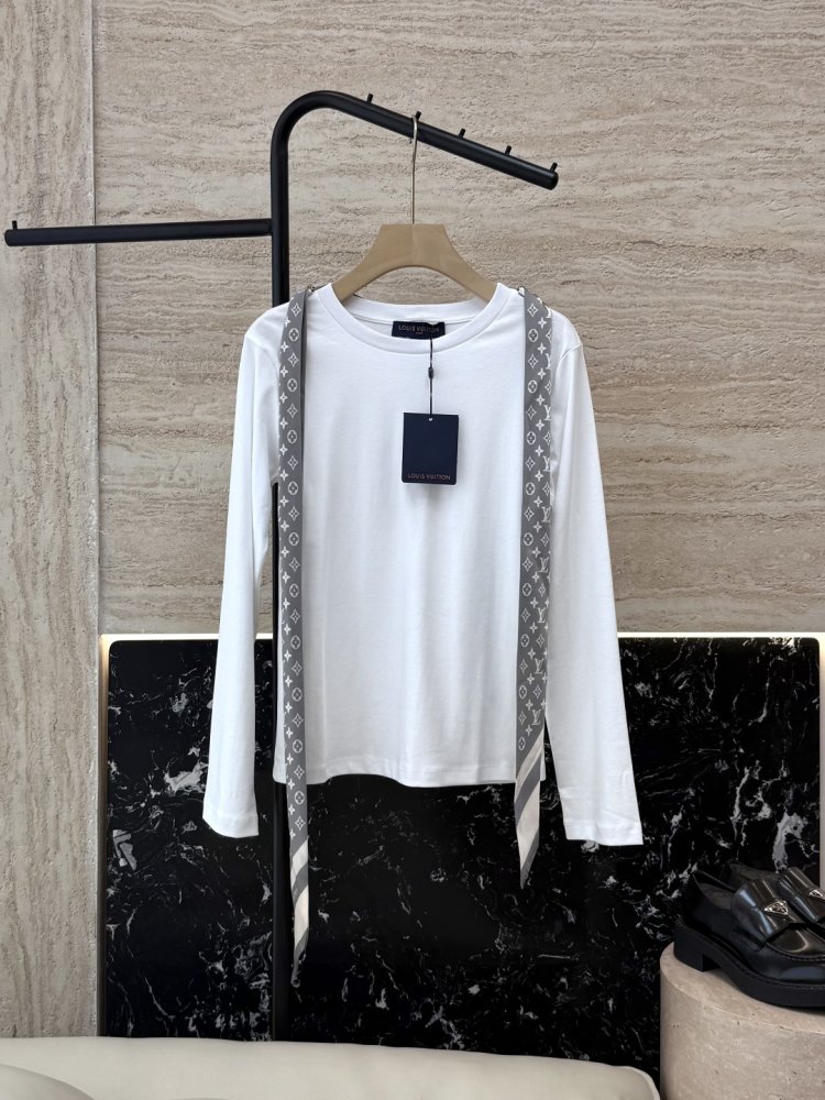 Футболка жіноча