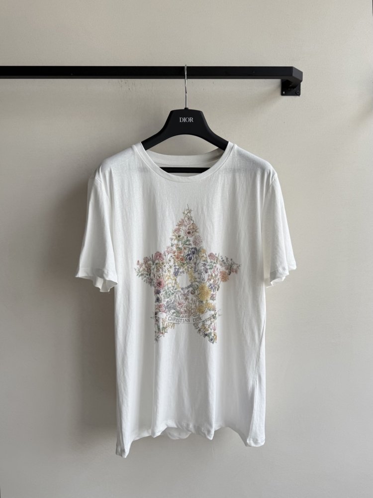 Футболка жіноча